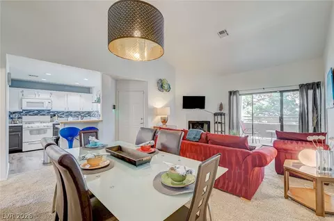 5040 S Rainbow Blvd #204, Las Vegas, NV 89118