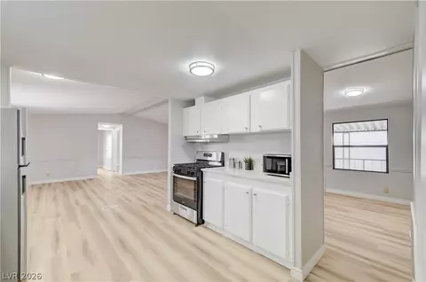 3132 Gavilan Ln, Las Vegas, NV 89122