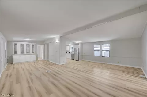 3132 Gavilan Ln, Las Vegas, NV 89122