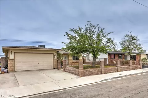 613 Carpenter Dr, Las Vegas, NV 89107