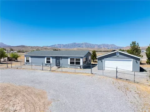2220 S Bannavitch St, Pahrump, NV 89048