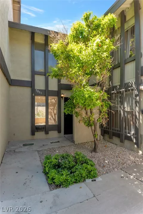 5831 Bromley Ave, Las Vegas, NV 89107