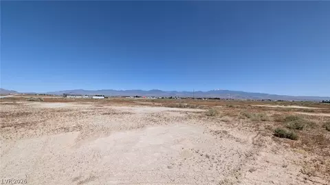 3721 S Woodchips Rd, Pahrump, NV 89048