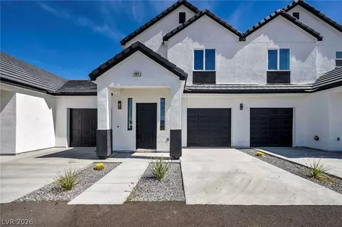 376 Erin St #1, Pahrump, NV 89048