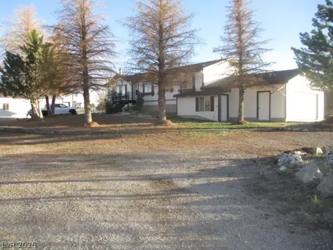 Exterior - 121 E 185th St, Ely, NV 89301 photo 2 of 8