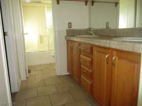 Bath - 121 E 185th St, Ely, NV 89301 photo 2 of 3
