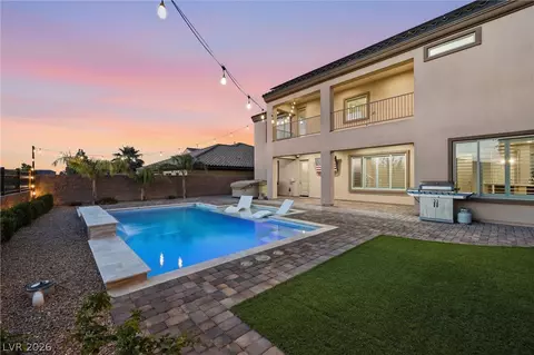 2901 Grande Arch St, Henderson, NV 89044