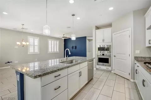 1843 Kinglake St, Henderson, NV 89044
