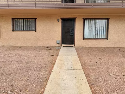 575 S Royal Crest Cir #7, Las Vegas, NV 89169