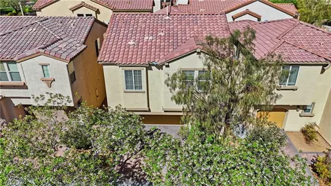 7471 Nicklin St, Las Vegas, NV 89143