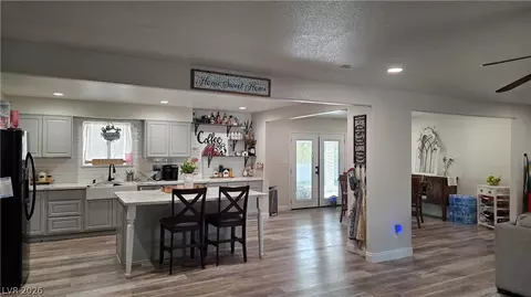 6437 E Bonanza Rd, Las Vegas, NV 89110