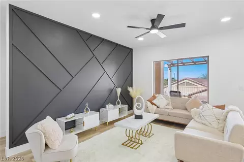 544 Mountain Links Dr, Henderson, NV 89012