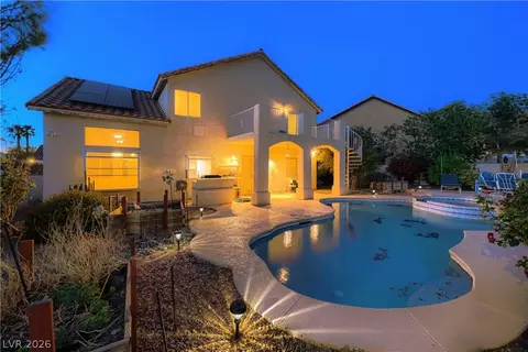 6633 Lucky Boy Dr, Las Vegas, NV 89110