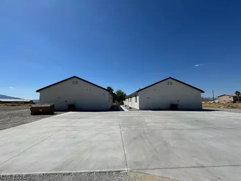 1861 Five Feathers St, Pahrump, NV 89048