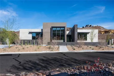 10 Sanctuary Peak Ct, Henderson, NV 89012