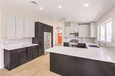 8305 Windrush Ave, Las Vegas, NV 89117
