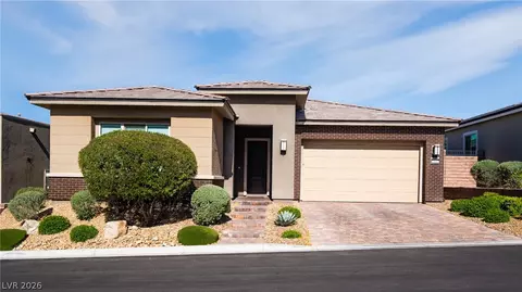 3010 Full Lotus Dr, Las Vegas, NV 89138