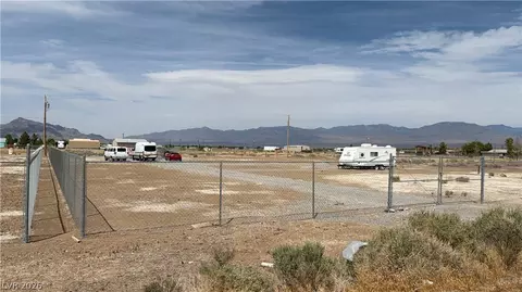 4050 Jasmine St, Pahrump, NV 89048