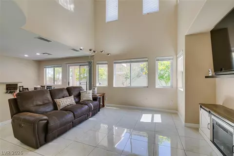 3868 Badgerbrook St, Las Vegas, NV 89129