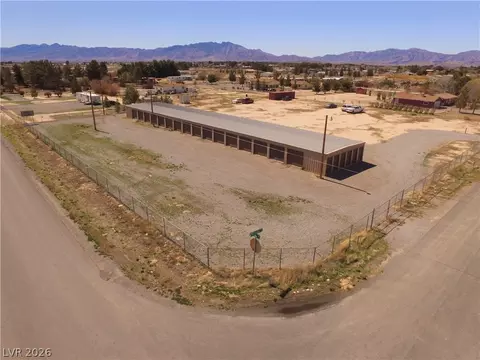 521 W Fairbanks St, Pahrump, NV 89060