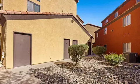 890 Kitty Hawk Dr #2711, Mesquite, NV 89027