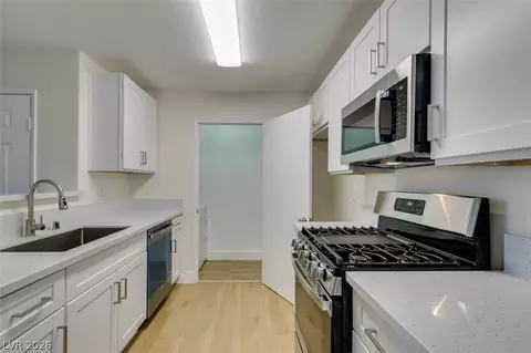 7885 W Flamingo Rd #1130, Las Vegas, NV 89147