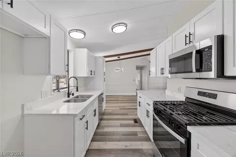 3076 Gavilan Ln, Las Vegas, NV 89122