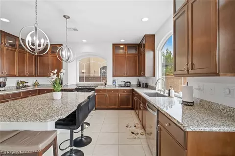 10048 Pipestone St, Las Vegas, NV 89141