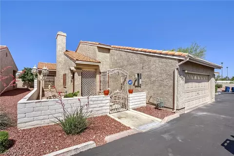 251 N Cimarron Rd, Las Vegas, NV 89145