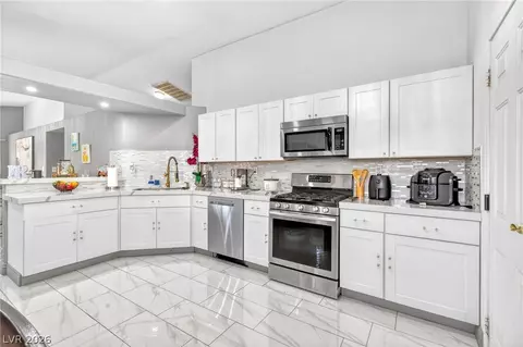 2697 Rungsted St, Las Vegas, NV 89142