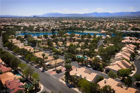 2620 Golden Sands Dr, Las Vegas, NV 89128