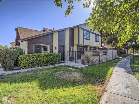 4504 Del Oro Dr, Las Vegas, NV 89102