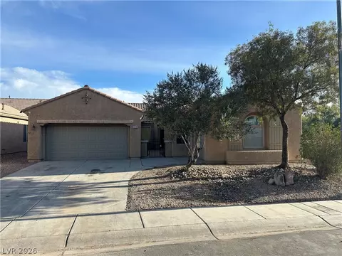 5728 Flying Birdie Ave, Las Vegas, NV 89122