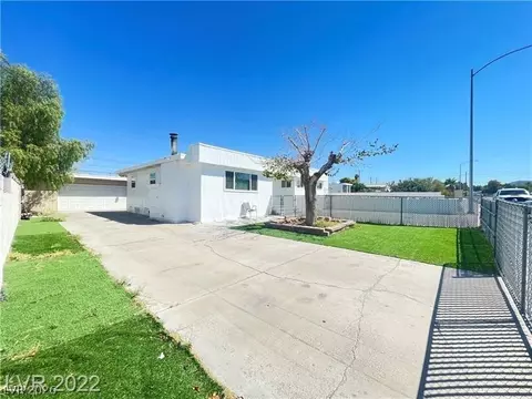 249 Shoshone Ln, Henderson, NV 89015