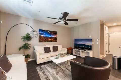 11350 Belmont Lake Dr #102, Las Vegas, NV 89135