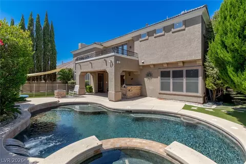300 Kingsclear Ct, Las Vegas, NV 89145