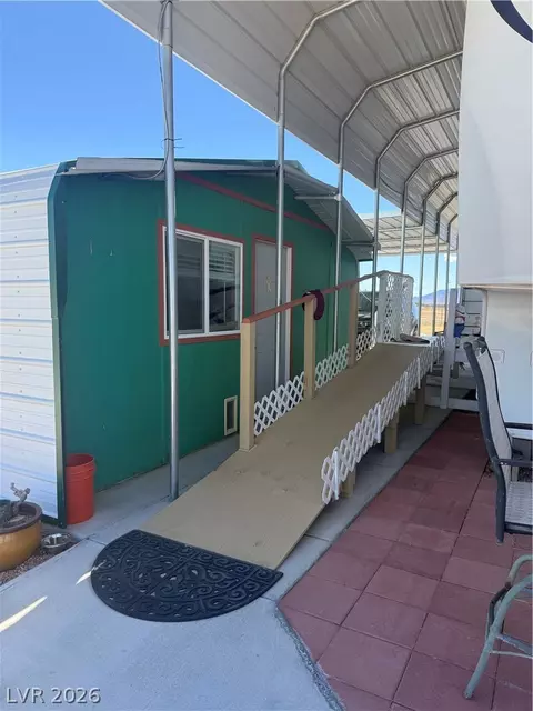 4330 W Medicine Man Rd, Pahrump, NV 89048