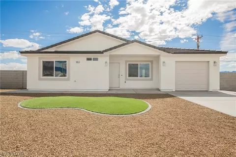 581 Valiant Ave, Pahrump, NV 89060