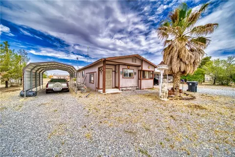 1610 W Vondell Dr, Pahrump, NV 89048