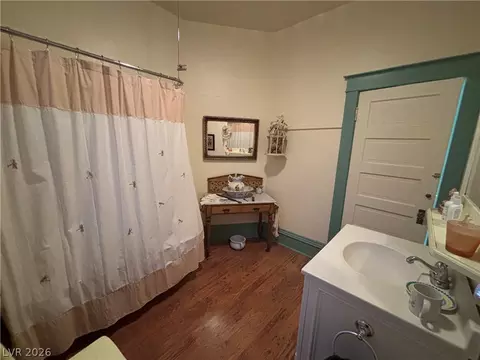 Bath - 591 Campton St, Ely, NV 89301 photo 3 of 4
