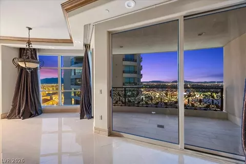 9103 Alta Dr #1207, Las Vegas, NV 89145