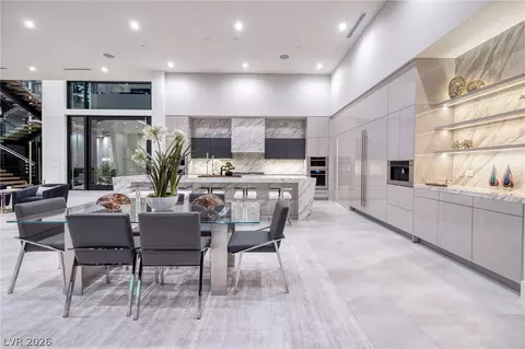 Kitchen - 19 Boulderback Dr, Henderson, NV 89012 photo 3 of 6