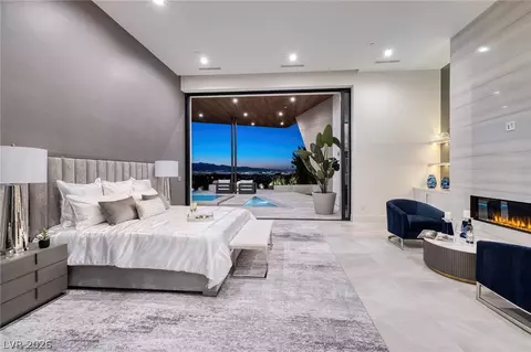 Bedroom - 19 Boulderback Dr, Henderson, NV 89012 photo 1 of 7