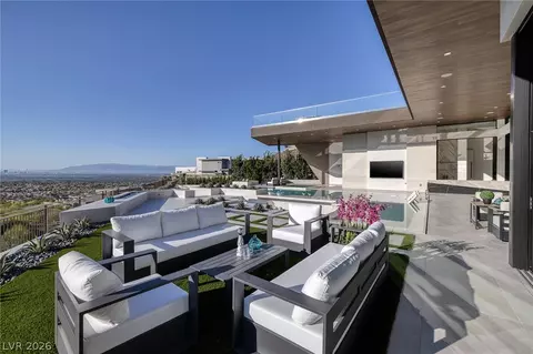 Exterior - 19 Boulderback Dr, Henderson, NV 89012 photo 22 of 32