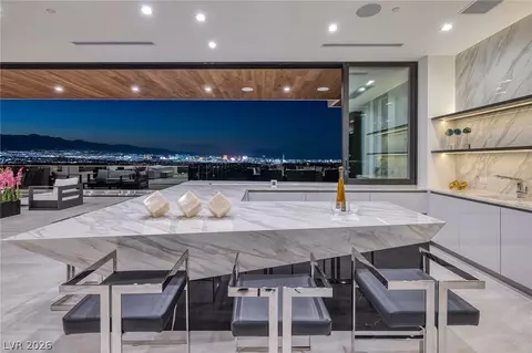 Kitchen - 19 Boulderback Dr, Henderson, NV 89012 photo 6 of 6