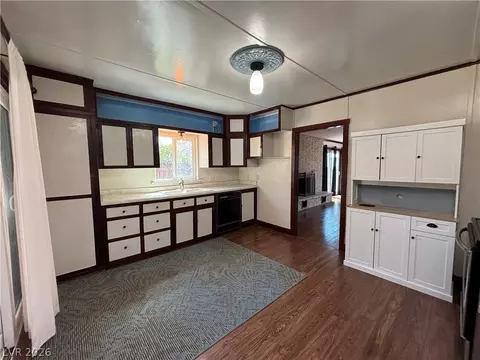 Kitchen - 844 Murry St, Ely, NV 89301 photo 3 of 4