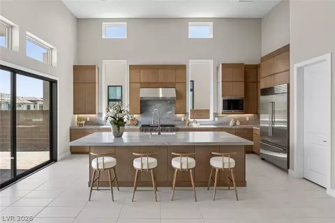 5064 High Hill St, Las Vegas, NV 89135