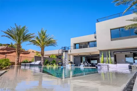 12 Falling Canyon Ct, Henderson, NV 89011