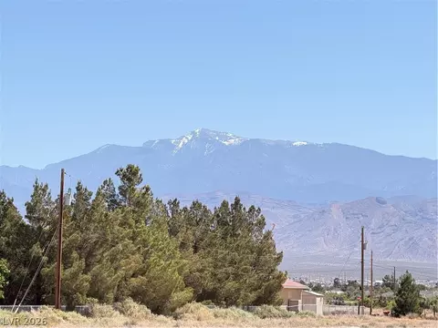 1880 Escuela Ave, Pahrump, NV 89048