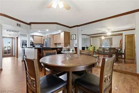 434 Las Casitas Way, Las Vegas, NV 89121